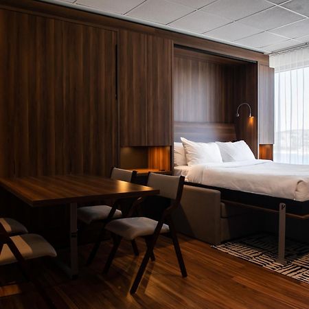 Hotel Chicoutimi, Affilie A Hyvi Bagian luar foto