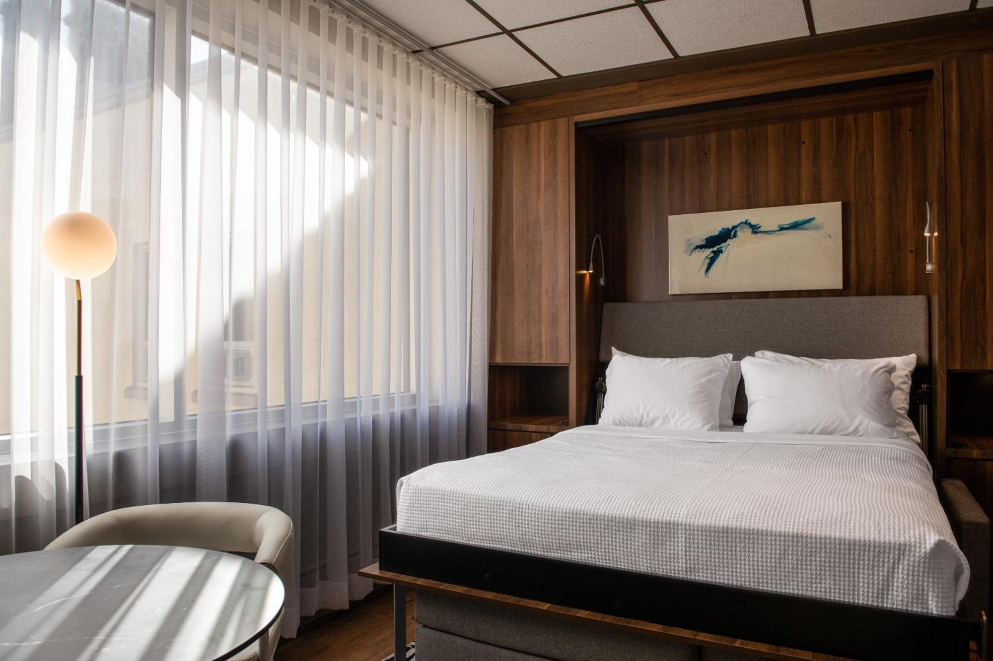 Hotel Chicoutimi, Affilie A Hyvi Bagian luar foto