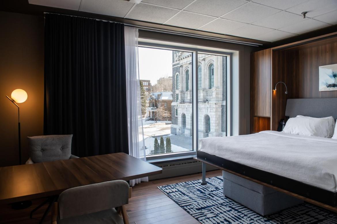 Hotel Chicoutimi, Affilie A Hyvi Bagian luar foto