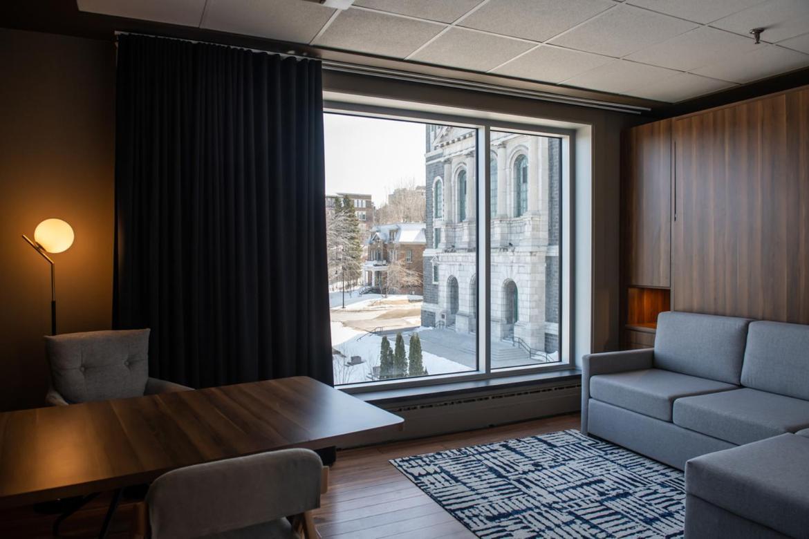 Hotel Chicoutimi, Affilie A Hyvi Bagian luar foto